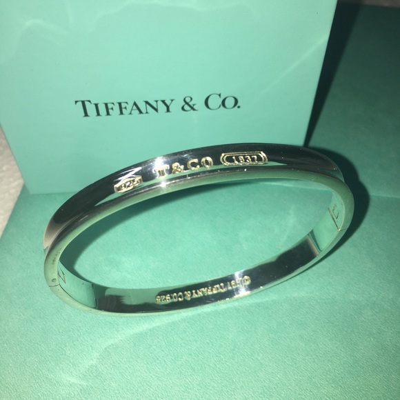 Tiffany & Co Bangle Bracelet Oval Hinged 925S 1997